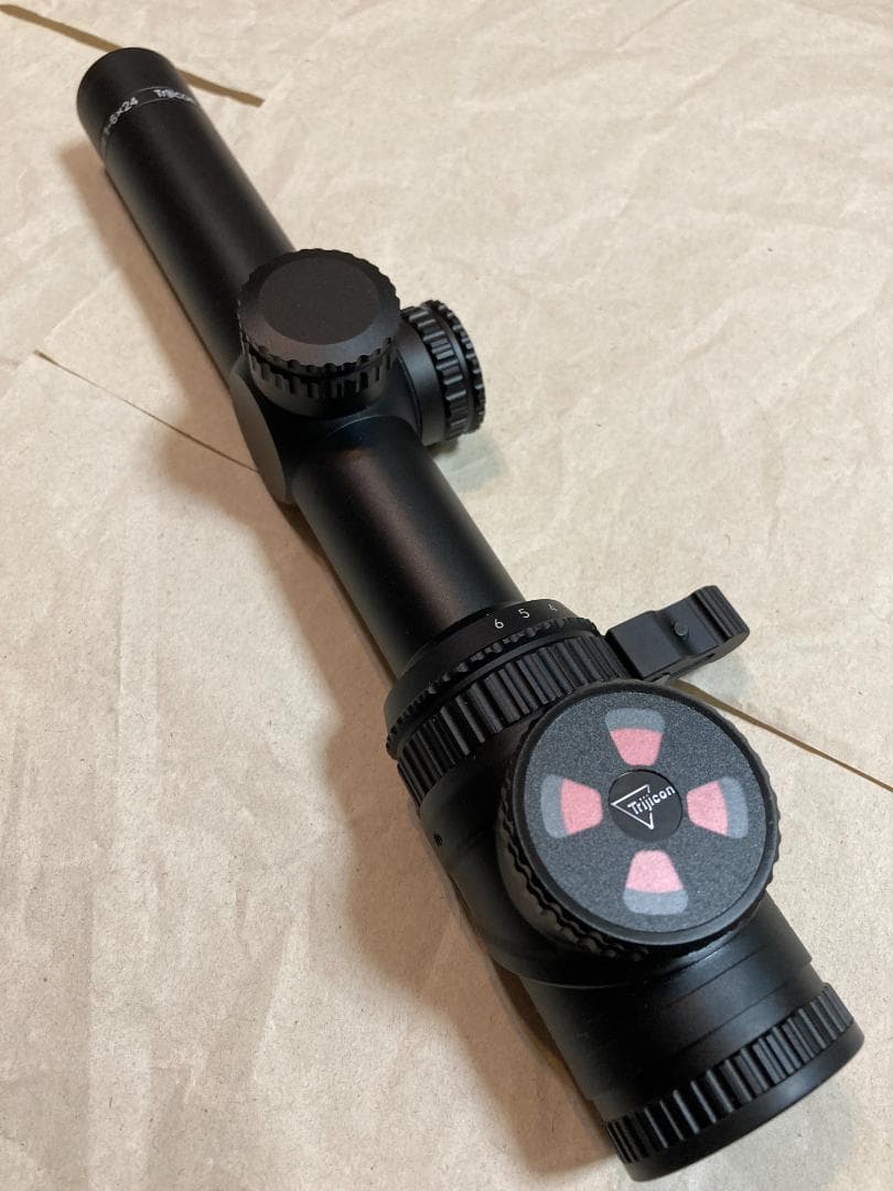 Trijicon TR25 AccuPoint 1-6x24 SFP レプリカ