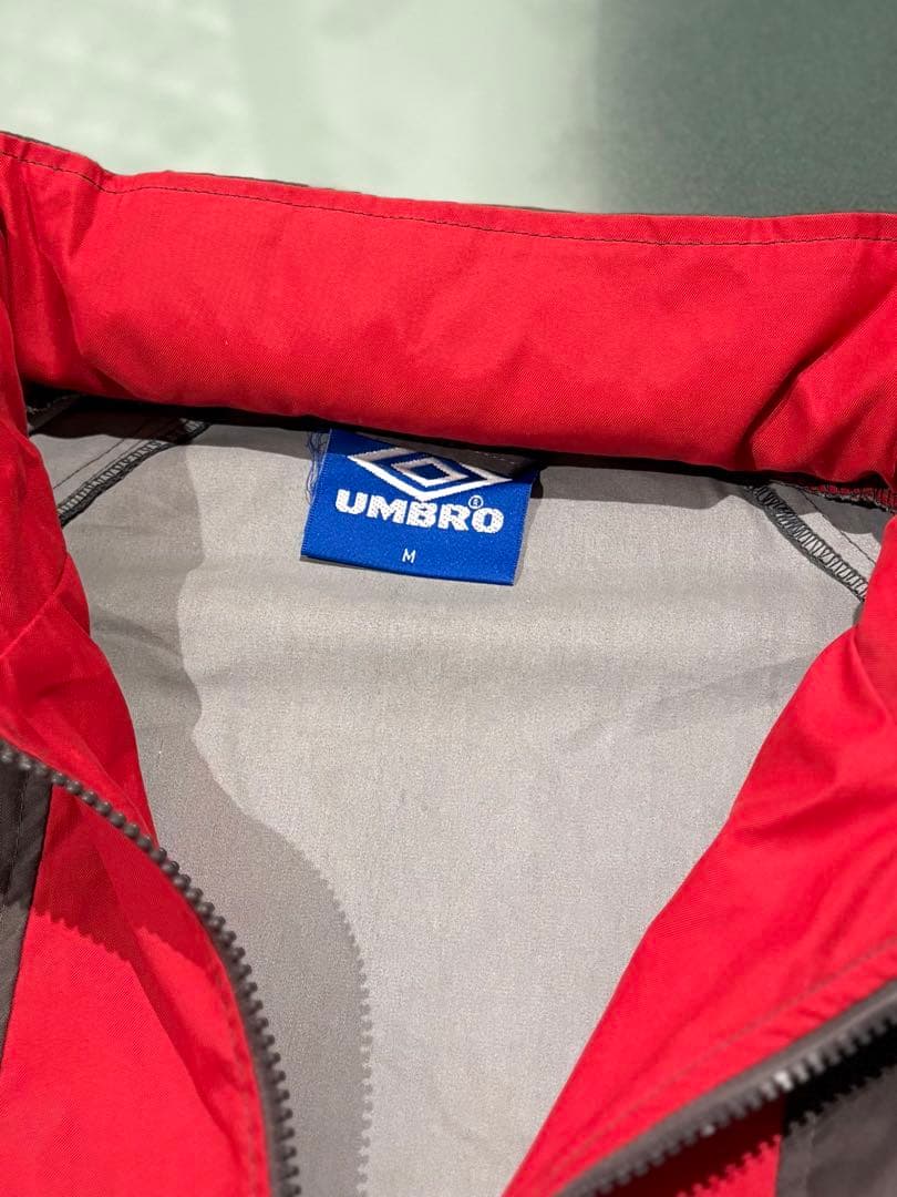 最終価格UMBRO PRO TRAINING ナイロンパーカー セットアップ