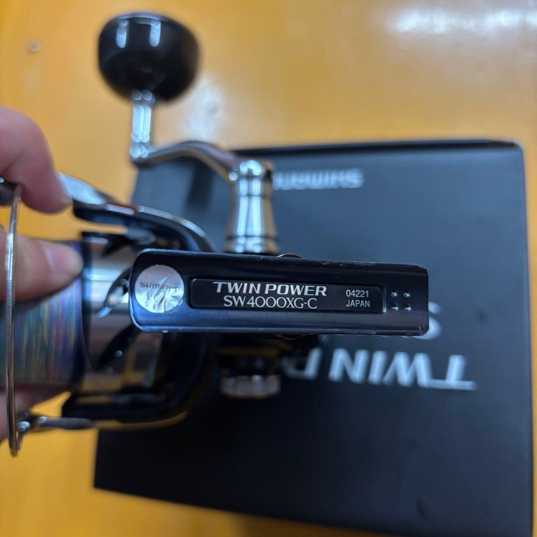 SHIMANO TWIN POWER SW4000XG フィッシングリール