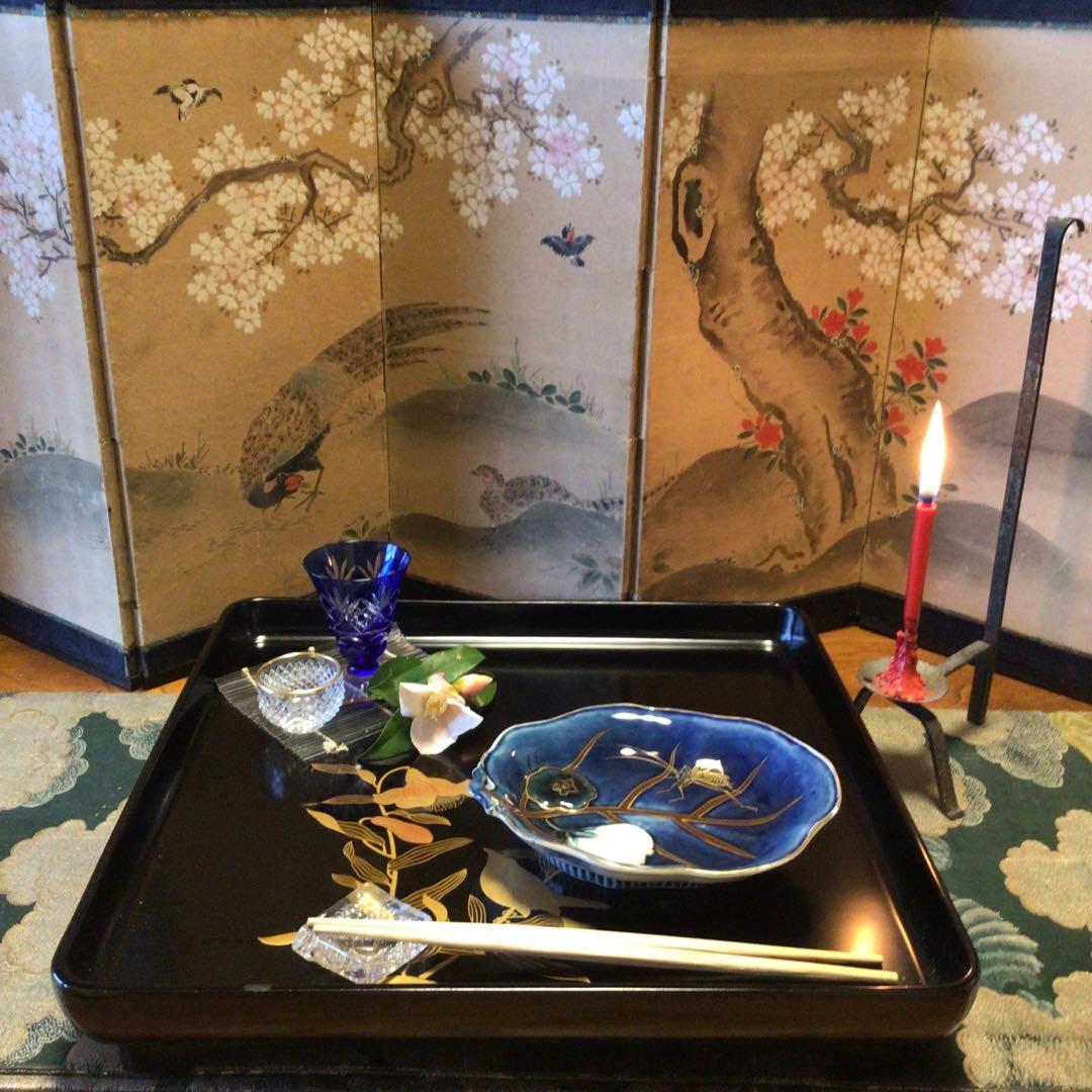 A801 古伊万里　変形葉型　瑠璃金彩　陽刻『渦福』柿右衛門　茄子に蝶紋様　5枚