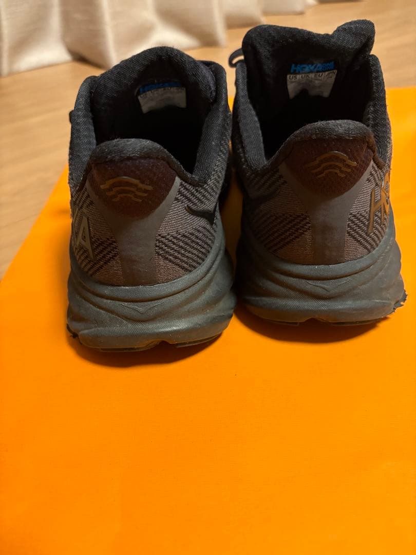 HOKA CLIFTON 9 ブラック 24cm