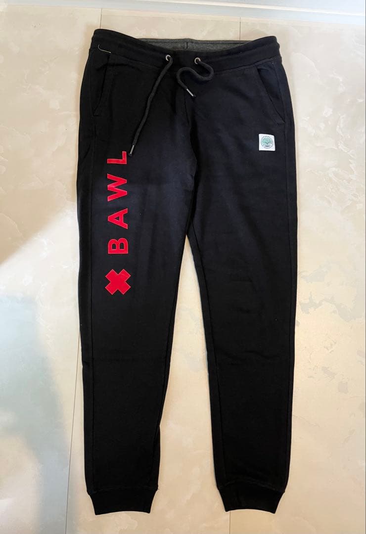 BAWL タンクトップとパンツセット