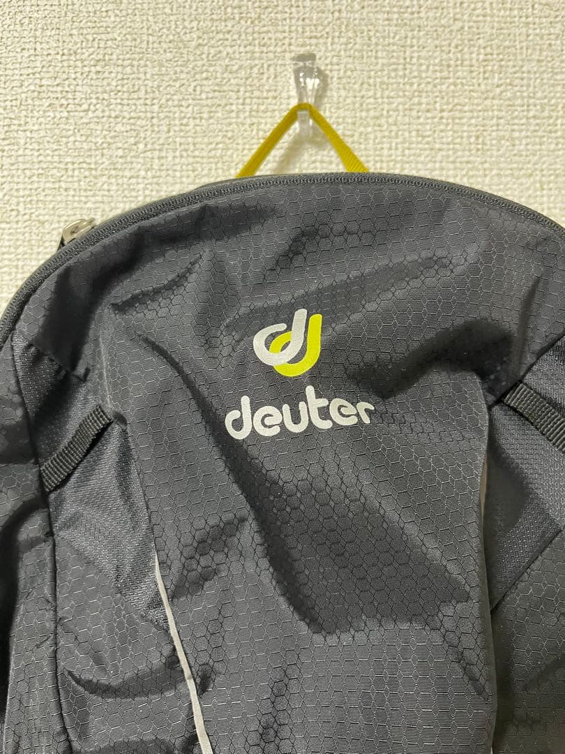 DEUTER ( ドイター ) バックパック レース8 ブラック
