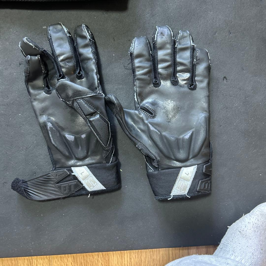アメフト防具一式(グローブ、マグダビ、ブロッキング、ヘルメット、ショルダー
