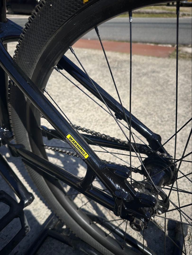 GT La bomba pro 2024 ブラック