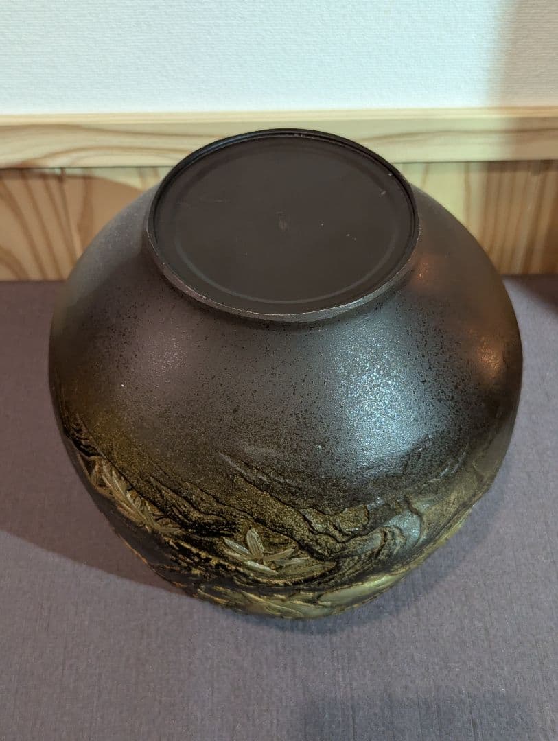 銅製 花瓶 瑞山銘 高肉彫 梅に双鳥文 高さ約22cm 重量約3.4kg