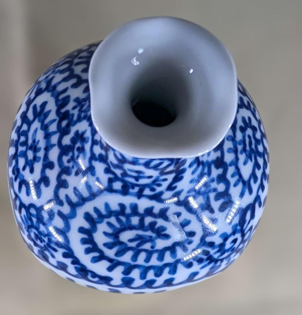 有田焼　清六　中村清六　蛸唐草　高さ18cm横8cm重量552g　管3022