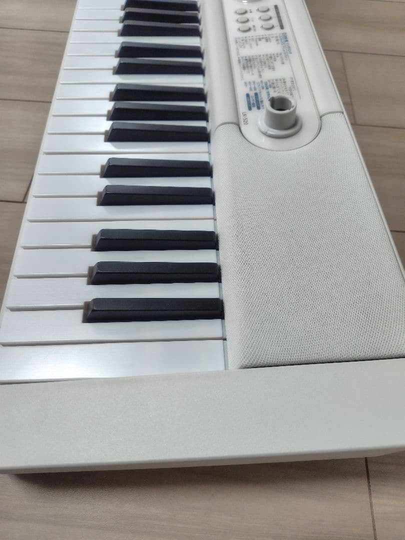 【2023年新品購入】電子ピアノ 光ナビ LK-520 CASIO 未使用に近い