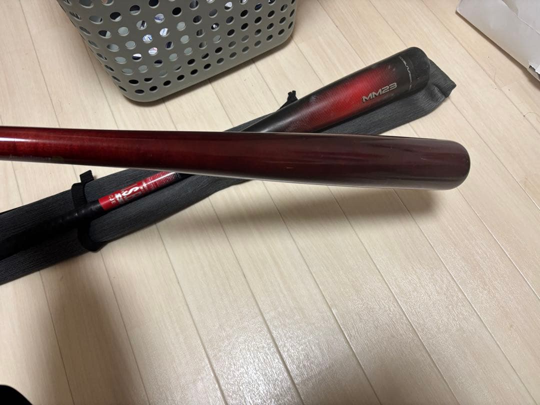 ミズノ木製軟式バット　sskMM23軟式バット （ケース付き）