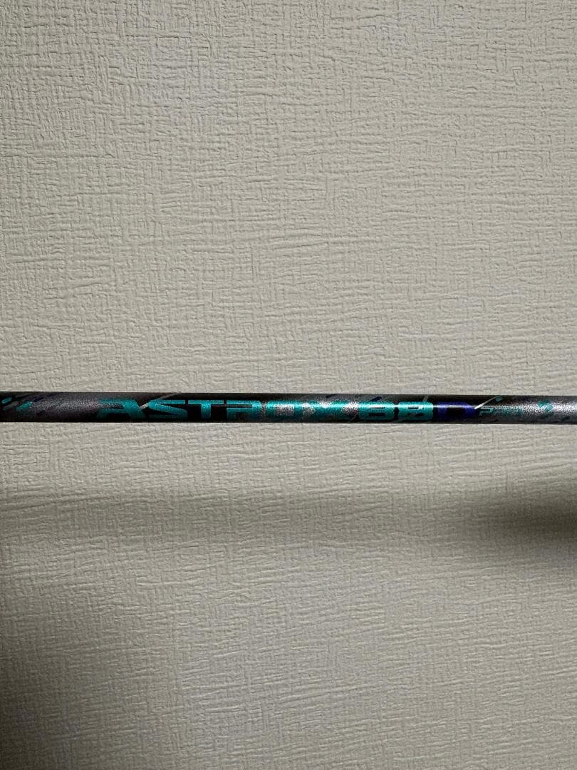 アストロクス88D PRO バドミントンラケット 4UG5