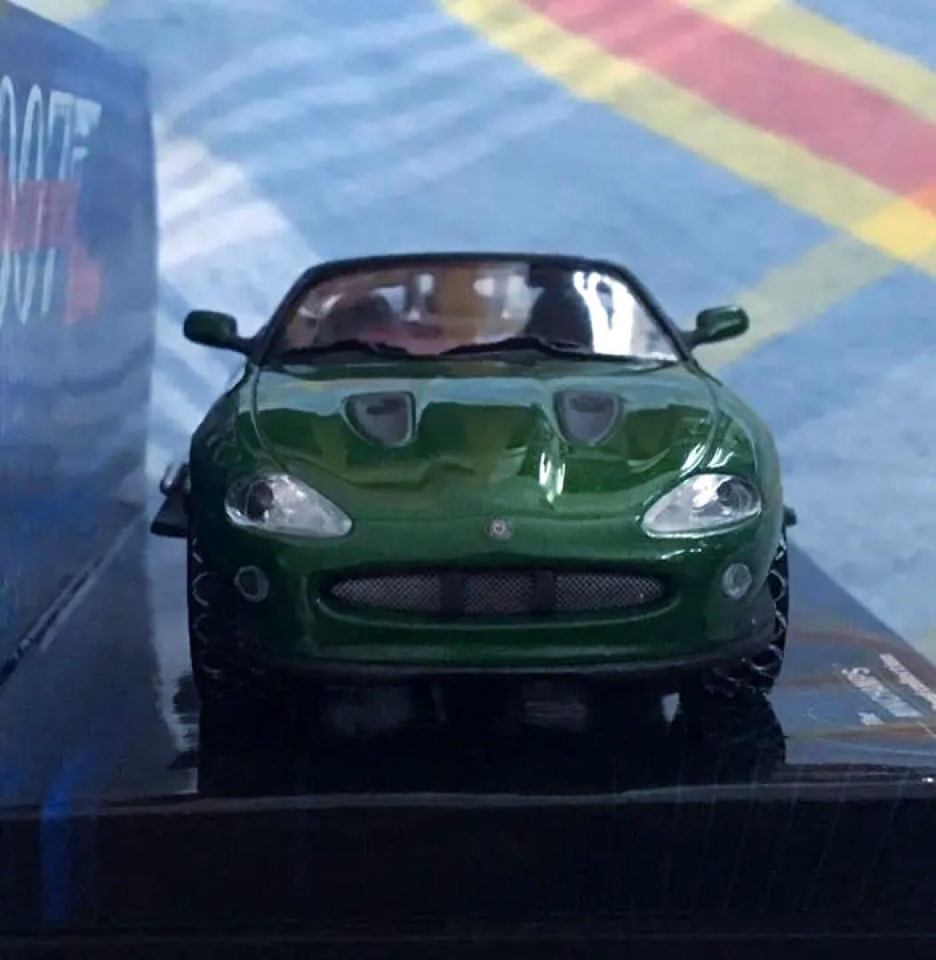 当時モノ ミニチャンプス 007 1/43 ジャガー XKR ロードスター