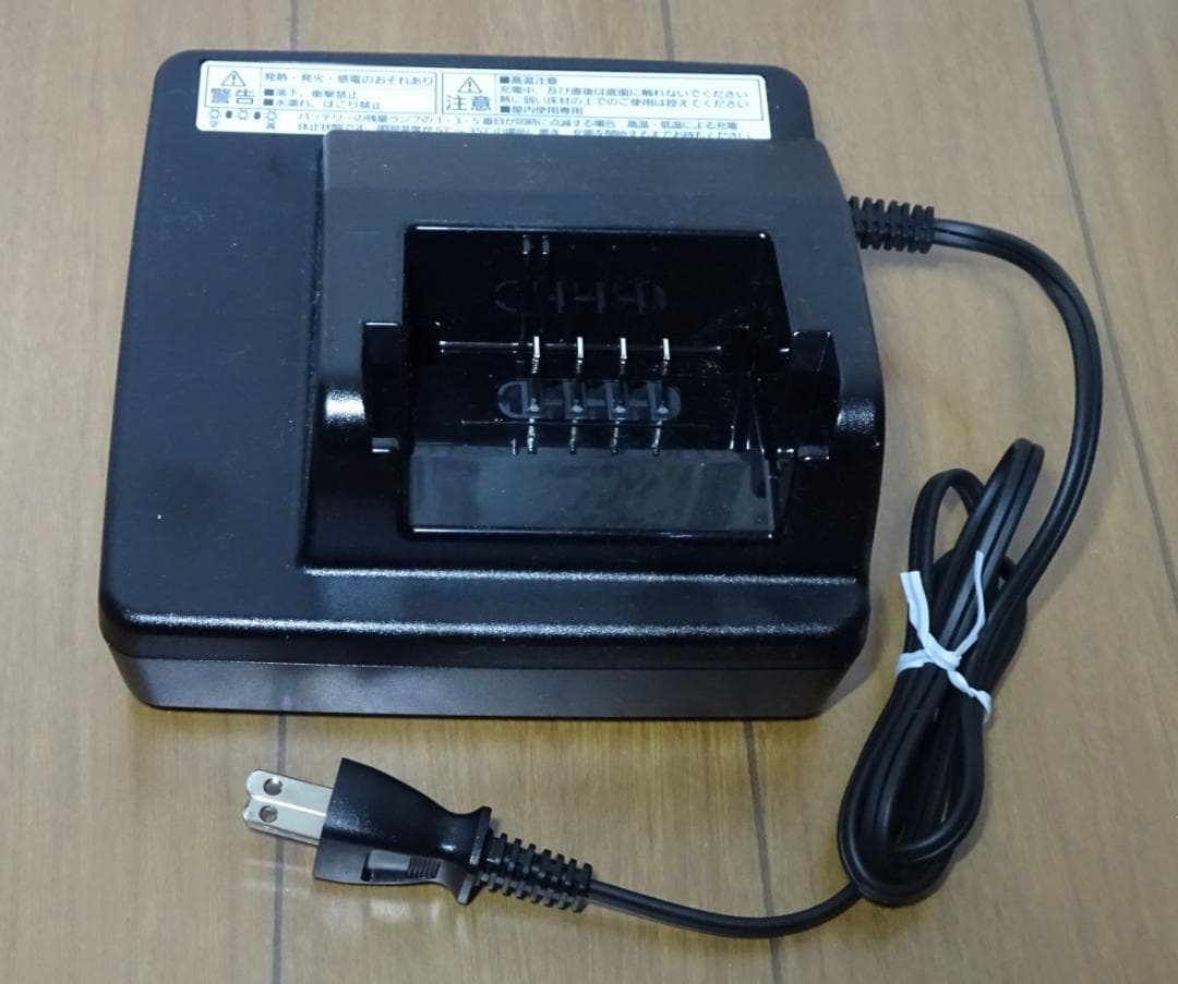 値下げ【新品未使用】Panasonic NKJ075Z 充電器