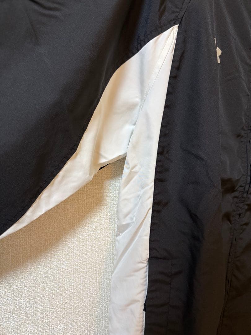 【美品】UNDERARMOUR超多機能防水防寒アウタージャケットLG黒