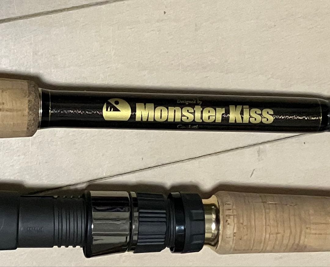 Monster Kiss Dear Monster MX-∞