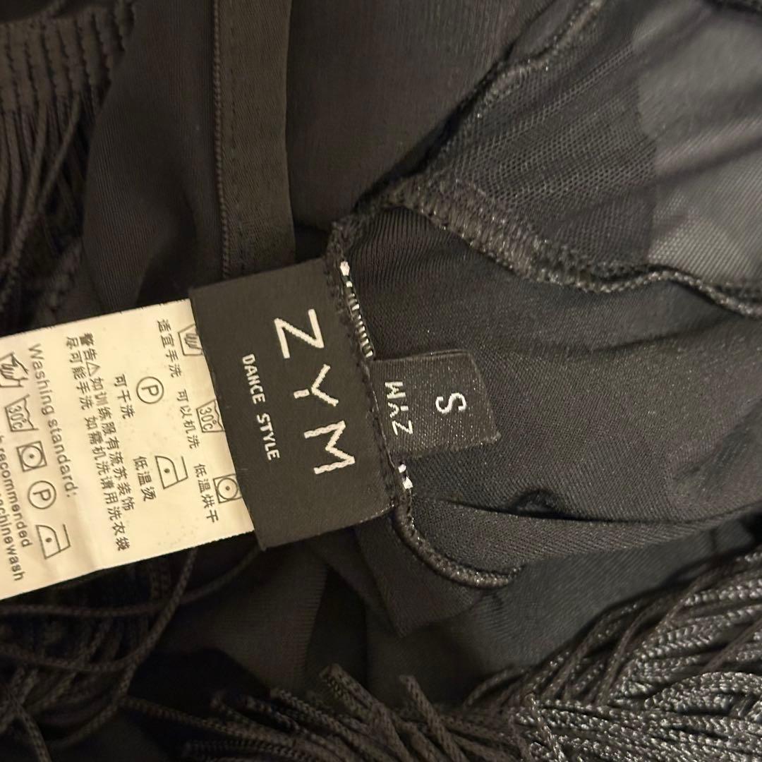 (ほぼ新品)ラテンダンス　練習着　zym 社交ダンス