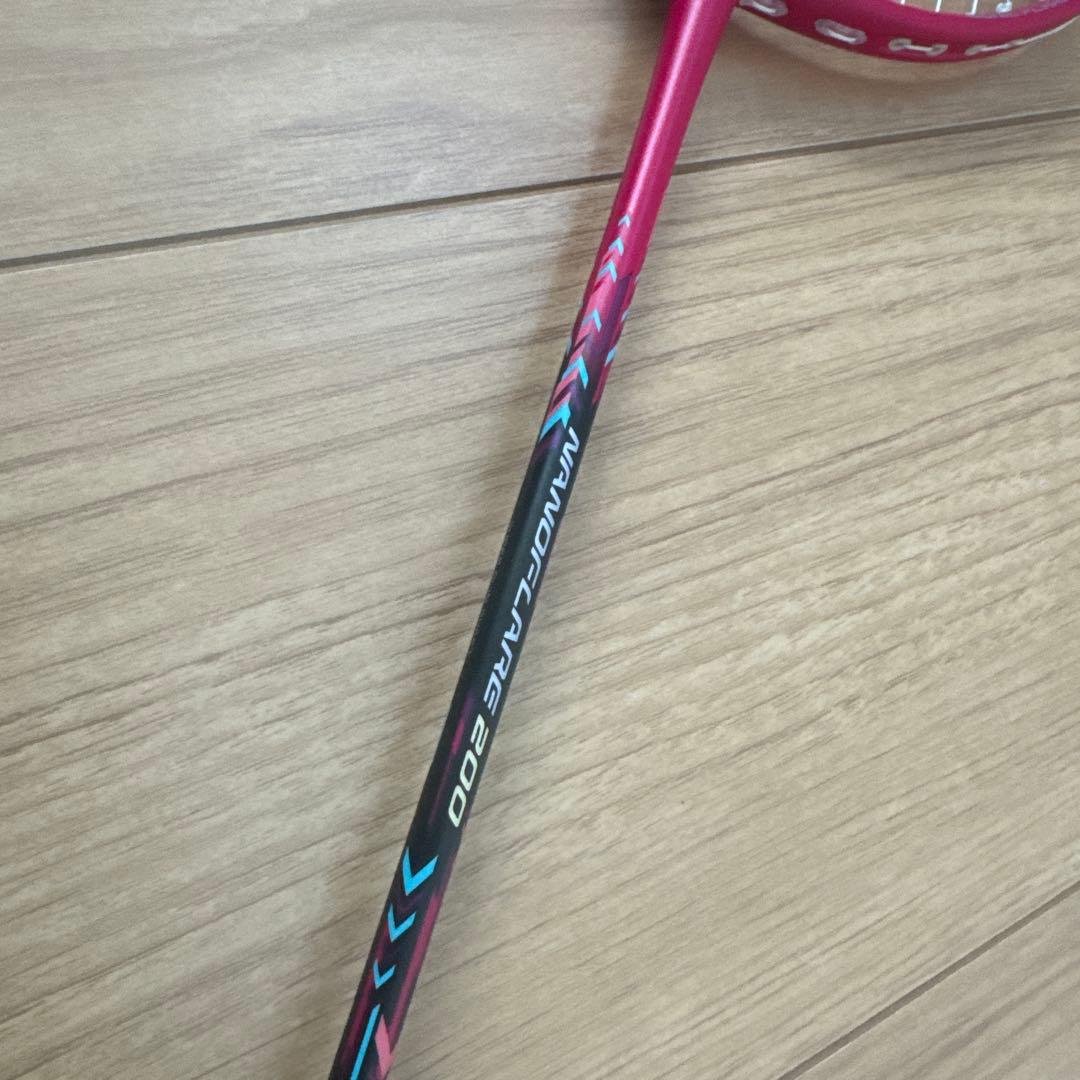ラケット YONEX NANOFLARE 200 4U/5