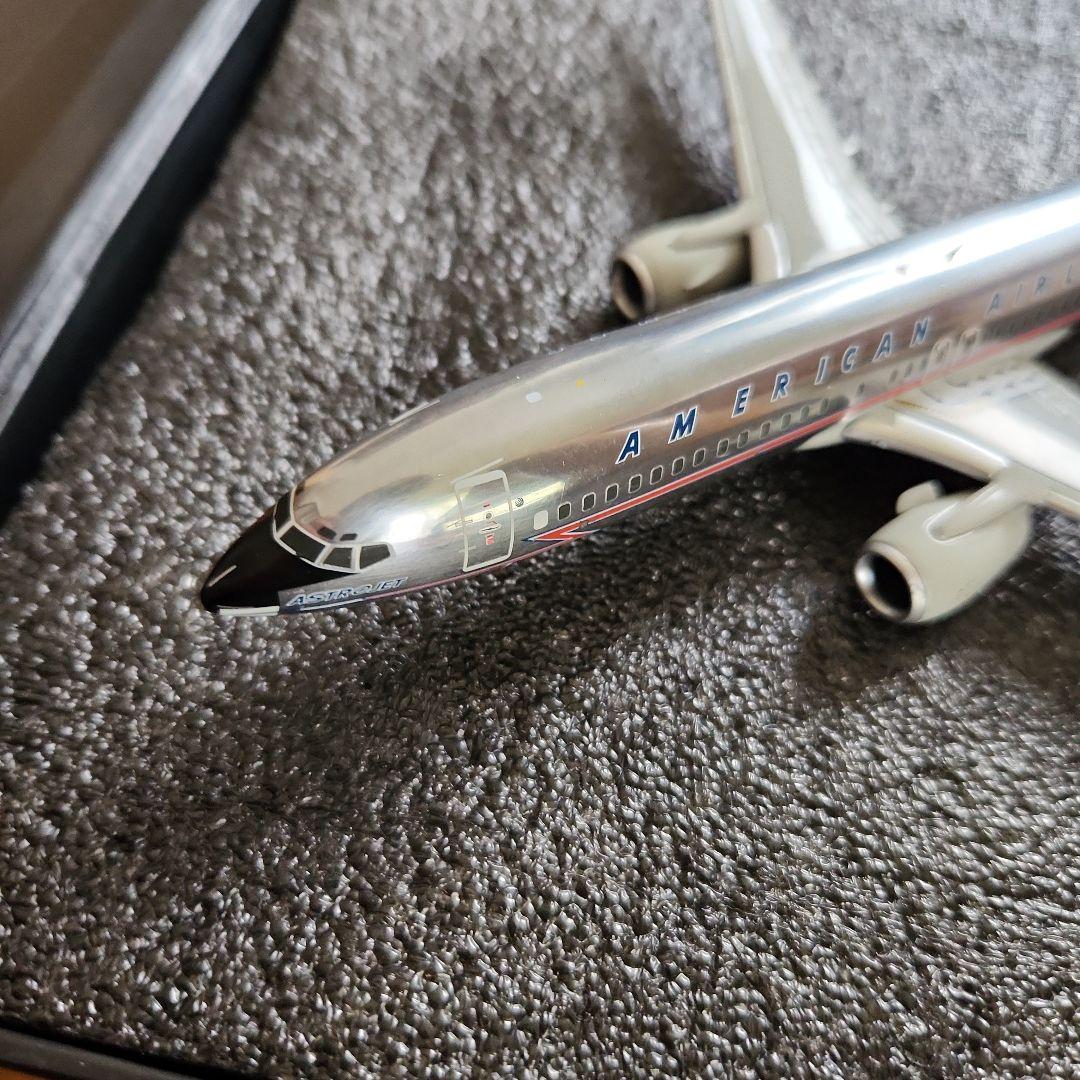 航空機・ヘリコプター AmericanAirlines BOEING737-800