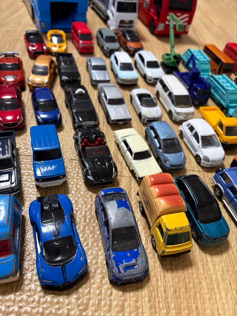 トミカ ミニカー 55台、大型３台セット