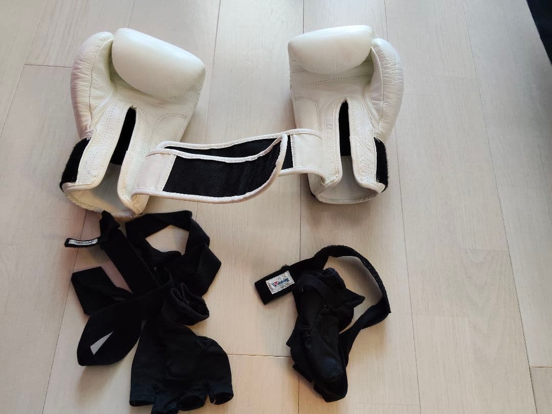 (美品)Windy ボクシンググローブ 8oz ホワイト
