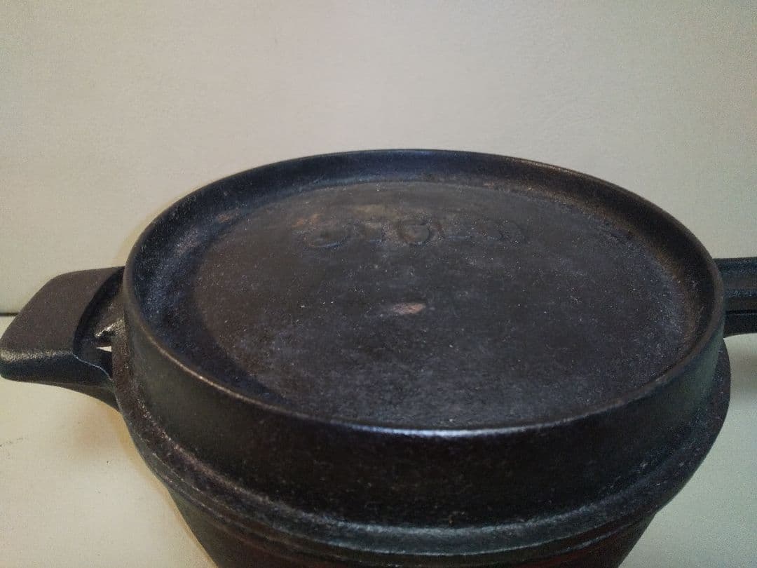 南部鉄器　中古　片手鍋タイプ　ダッチオーブン　岩手　キャンプ　及源　OIGEN