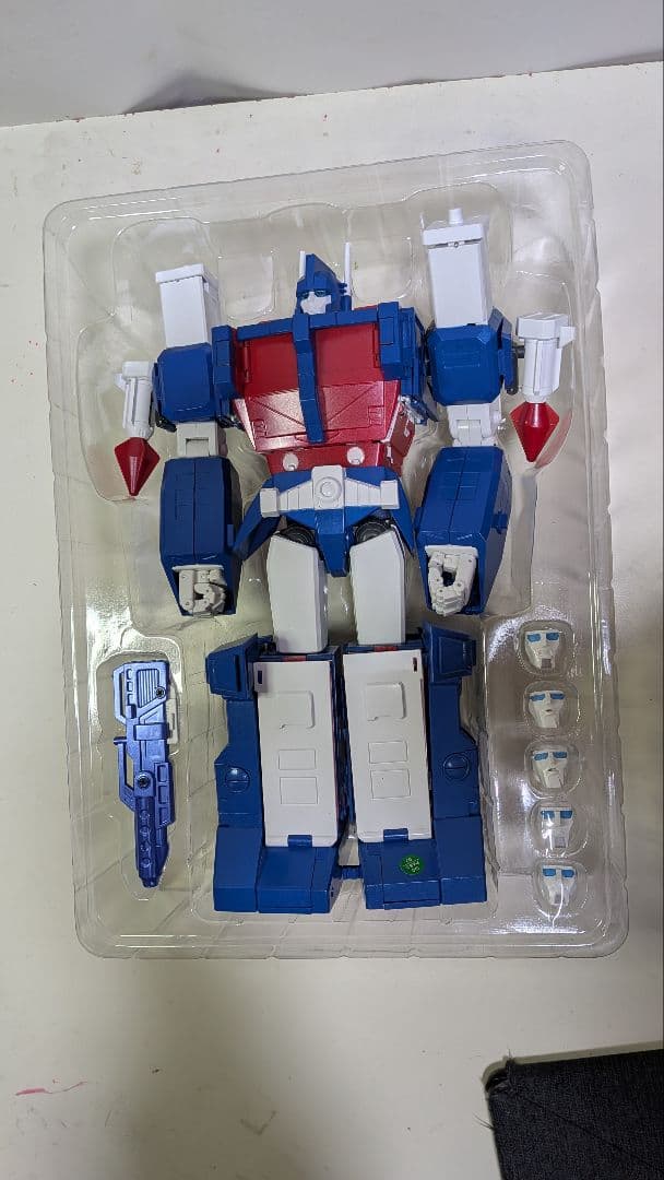 X-TRANSBOTS COMMANDER STACK 非正規ウルトラマグナス似