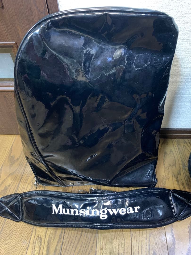 Munsingwear 黒 キャディバッグ　ゴルフバッグ　ＮＸ２２０６　非売品