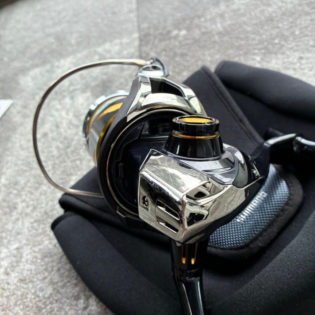 19 ステラSW 8000HG シマノ スピニングリール SIMANO