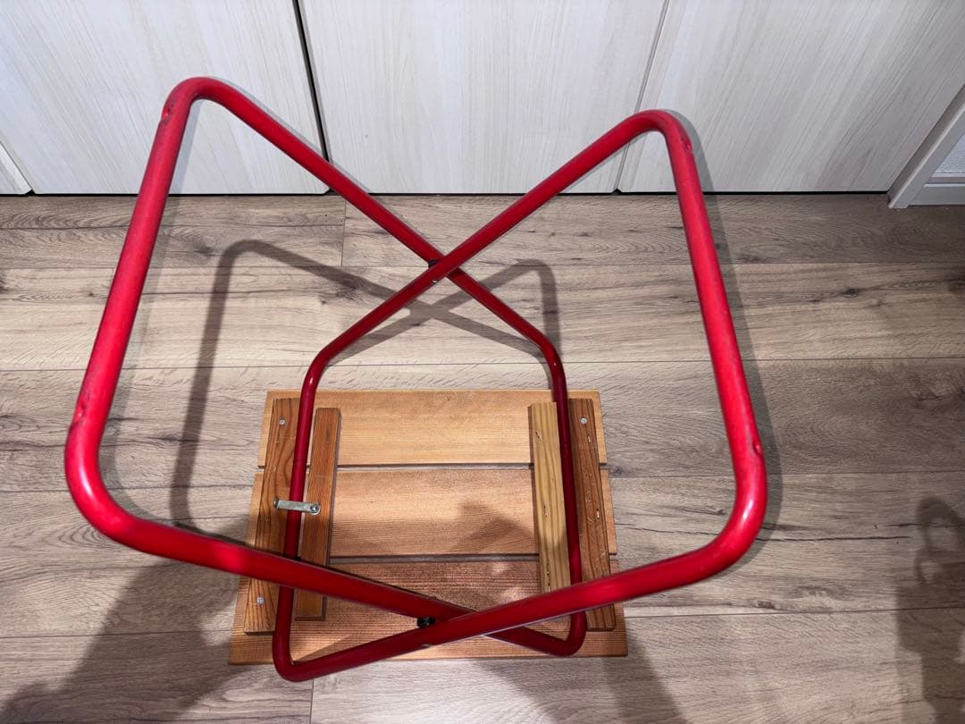 Castelmerlino カステルメルリーノ　フォールディングウッドスツール