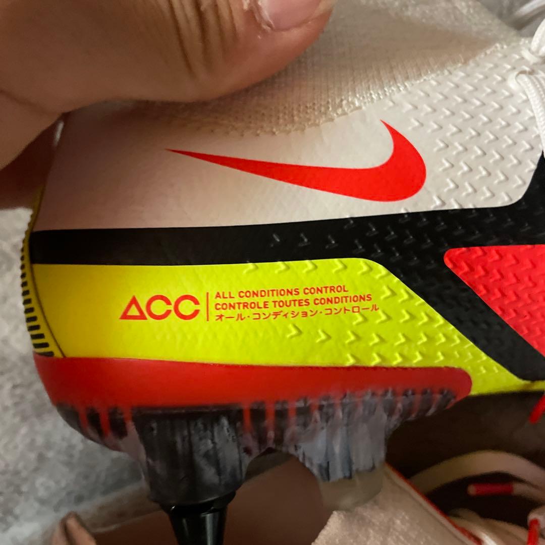 俊*様 Nike サッカースパイク　取り替え式 25.5cmファントム新品未使用