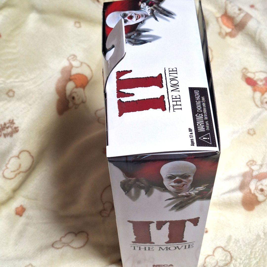 IT Pennywise ペニーワイズ フィギュア NECA