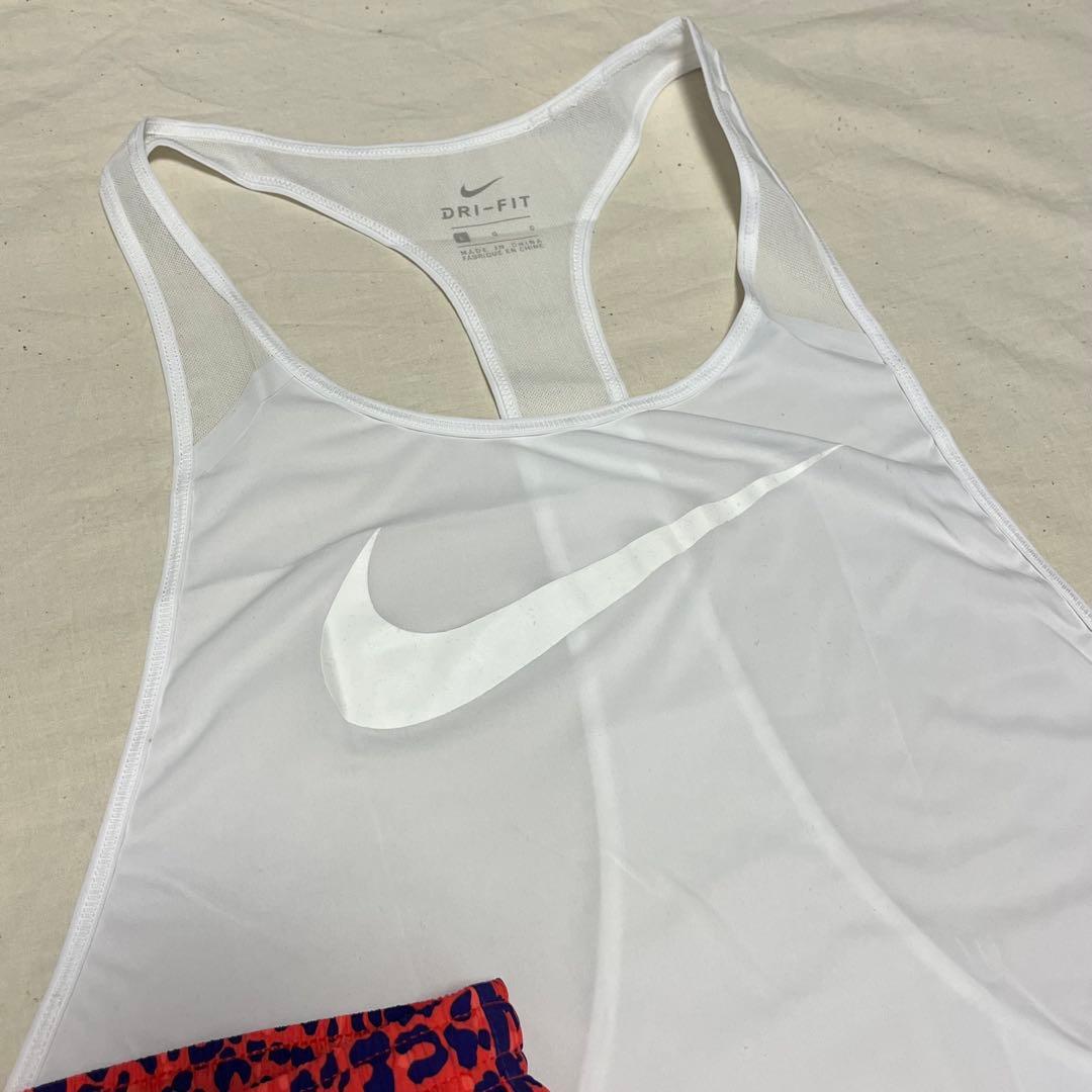 新品✨ナイキ NIKE ランニングウェア 上下セット 白 ピンク 青 L 豹柄