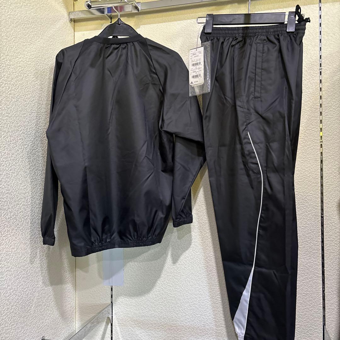 アディダスジュニアピステ上下新品１５０