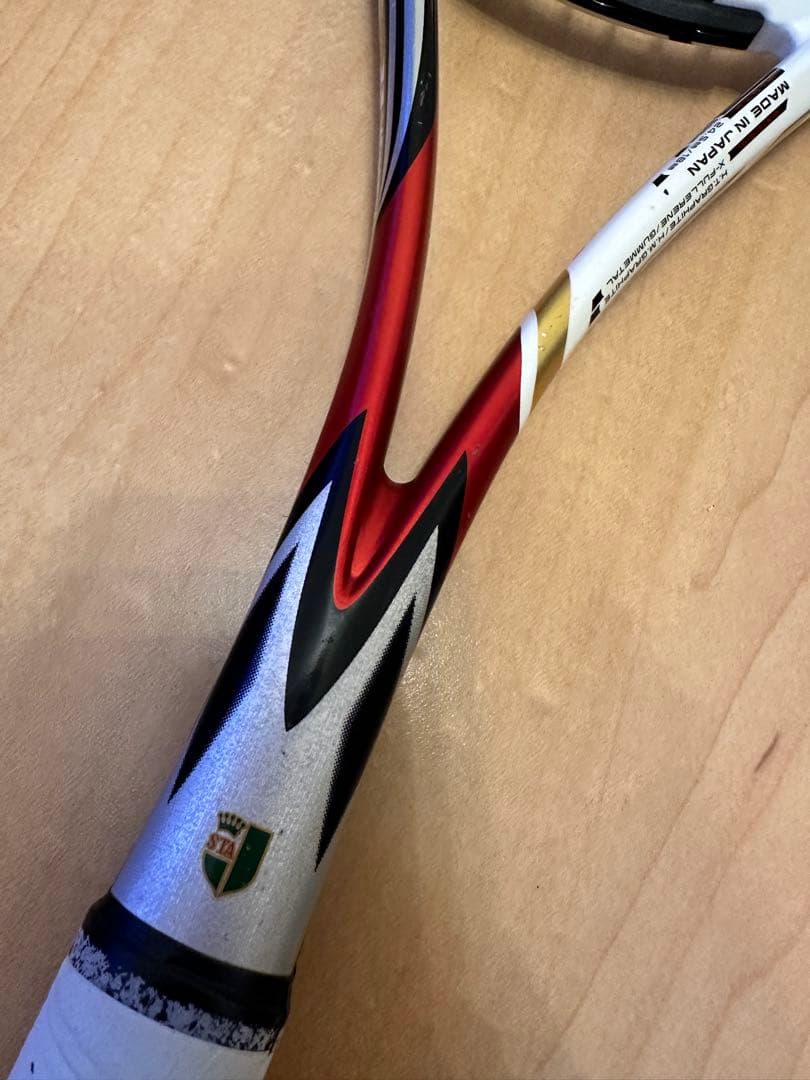YONEX テニスラケット