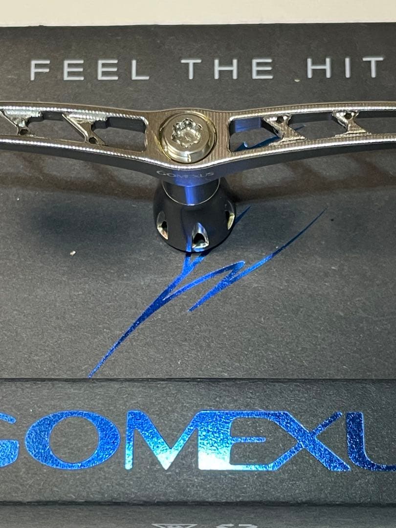 [まーさ]GOMEXUS スピニングチタンダブルハンドル➕リールスタンド