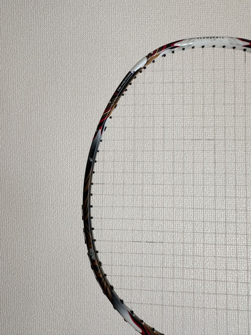 YONEX VOLTRIC80 ボルトリック80 ガット付き