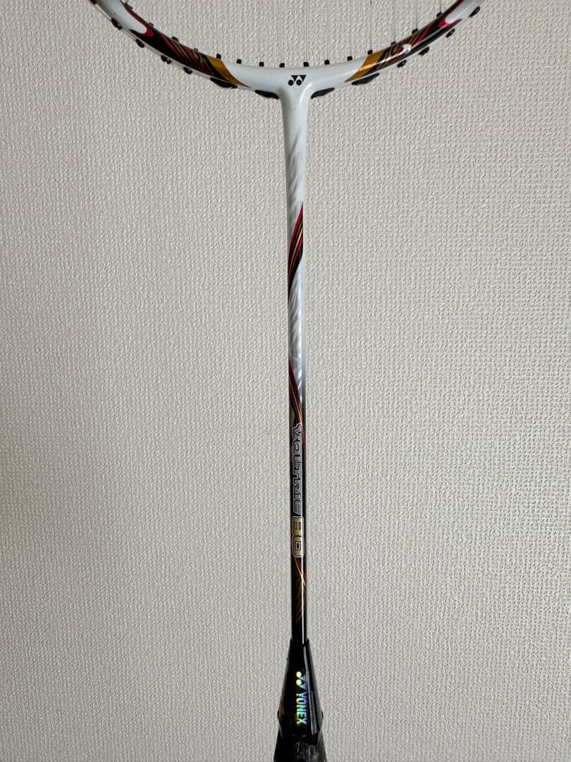 YONEX VOLTRIC80 ボルトリック80 ガット付き