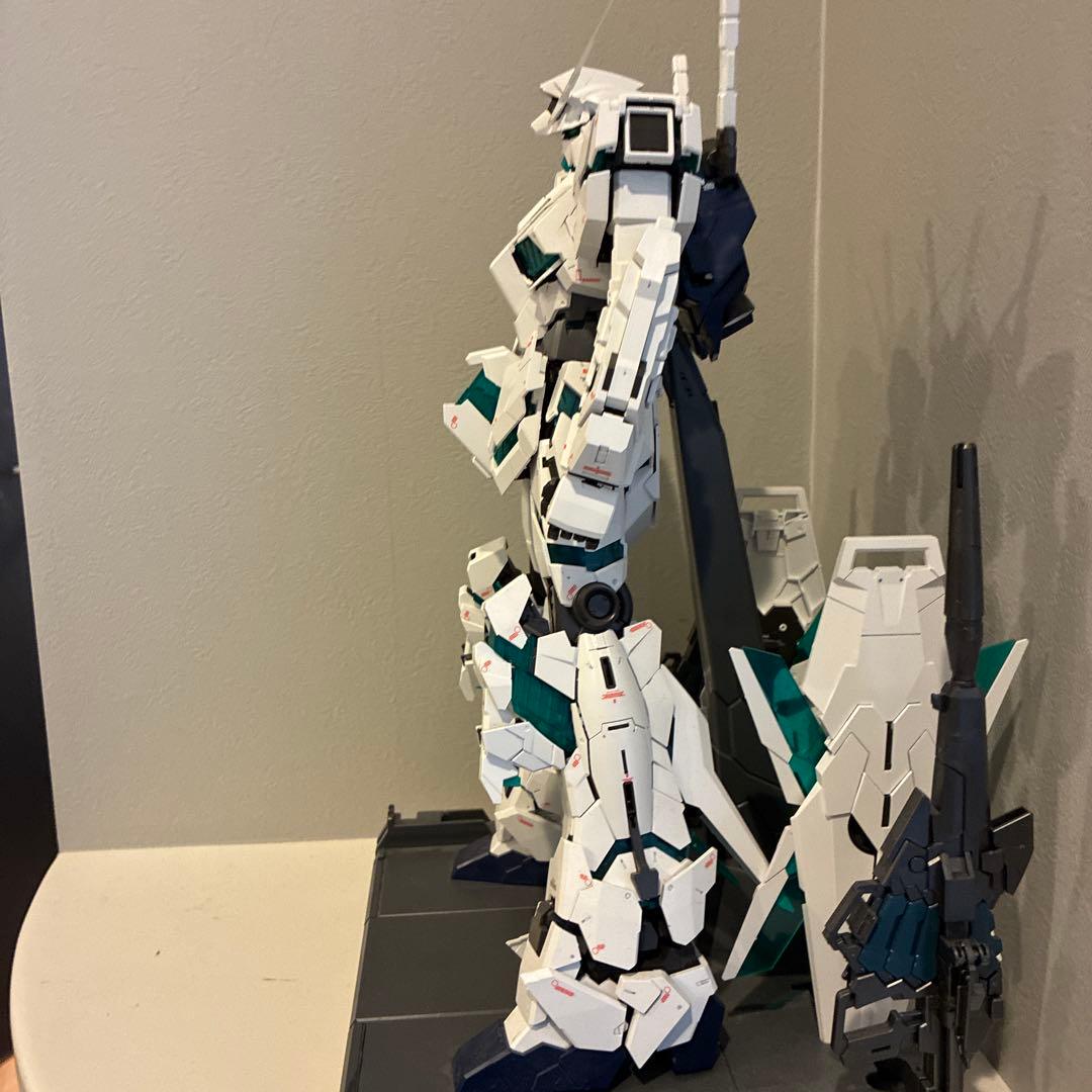 ユニコーンガンダム pg完成品