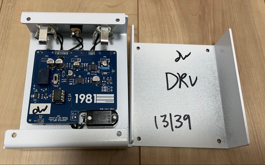 ギター 1981 Inventions DRV No3