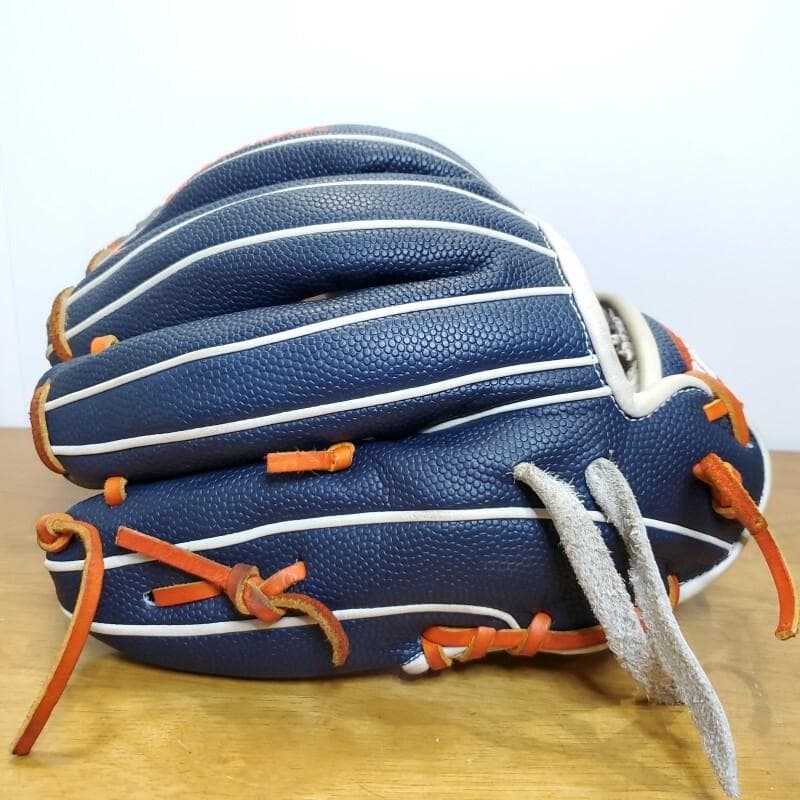 ウイルソン ワナビーヒーロー A2000レプリカ 良品 内野用 軟式グローブ