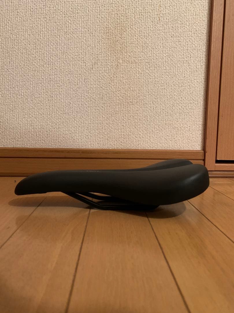 WTB VOLT サドル