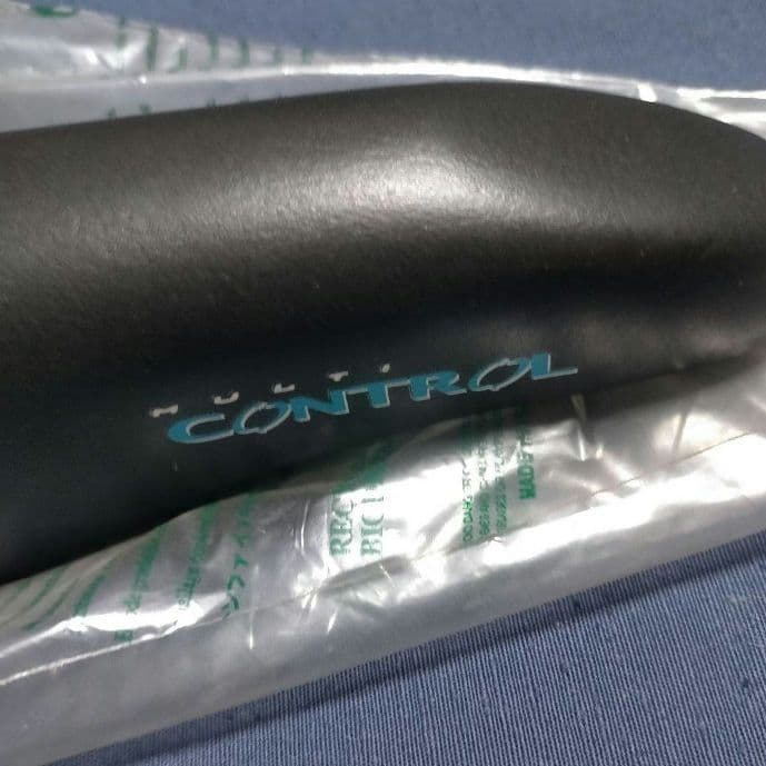 【90s・イタリア製】TIOGA MULTICONTROL サドル タイオガ
