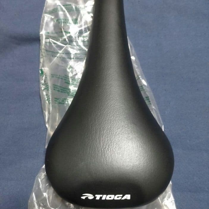 【90s・イタリア製】TIOGA MULTICONTROL サドル タイオガ