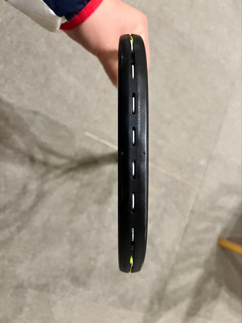 YONEX テニスラケット 黒　ヨネックス　レグナ98 310グラム