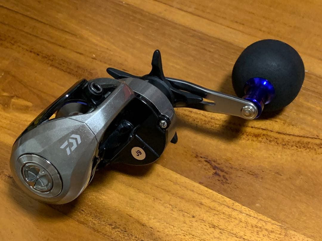 ダイワ　ベイトリール　FUNE XT-150HL