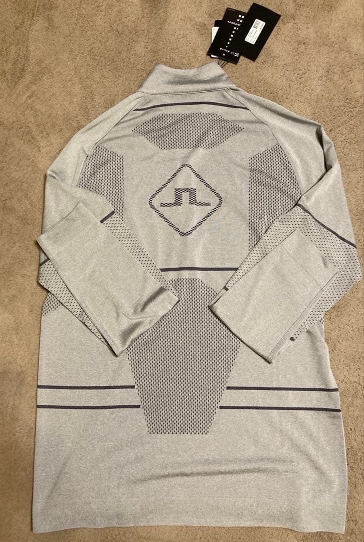 新品未使用　J.Lindeberg グレー ハーフジップシャツ