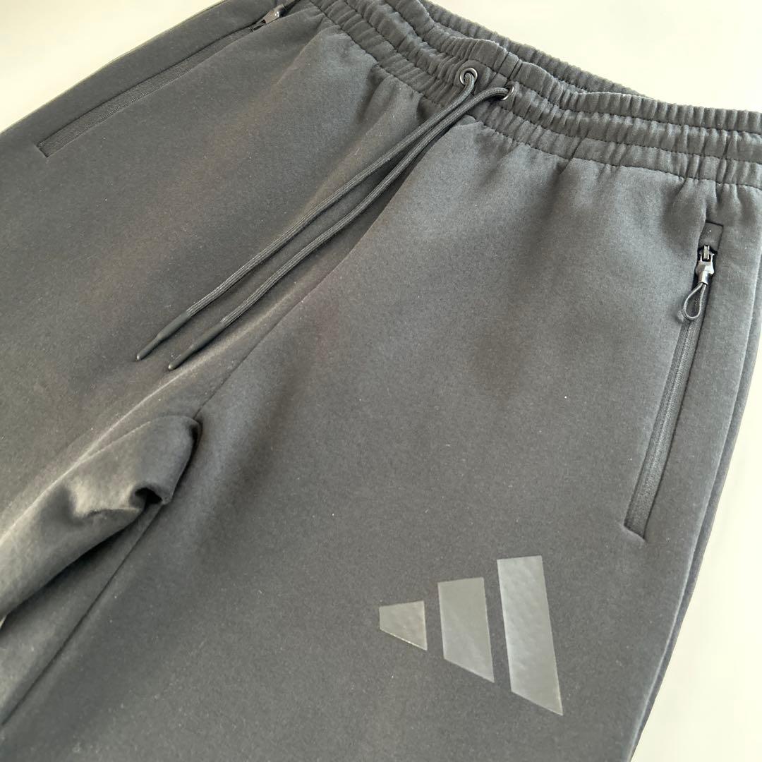匿名配送　ADIDAS メンズ　スウェットパンツ　黒Lサイズ
