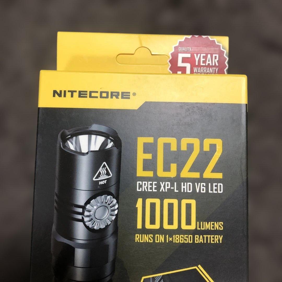 【新品未使用】NITECORE EC22 ハンディライト1000ルーメン