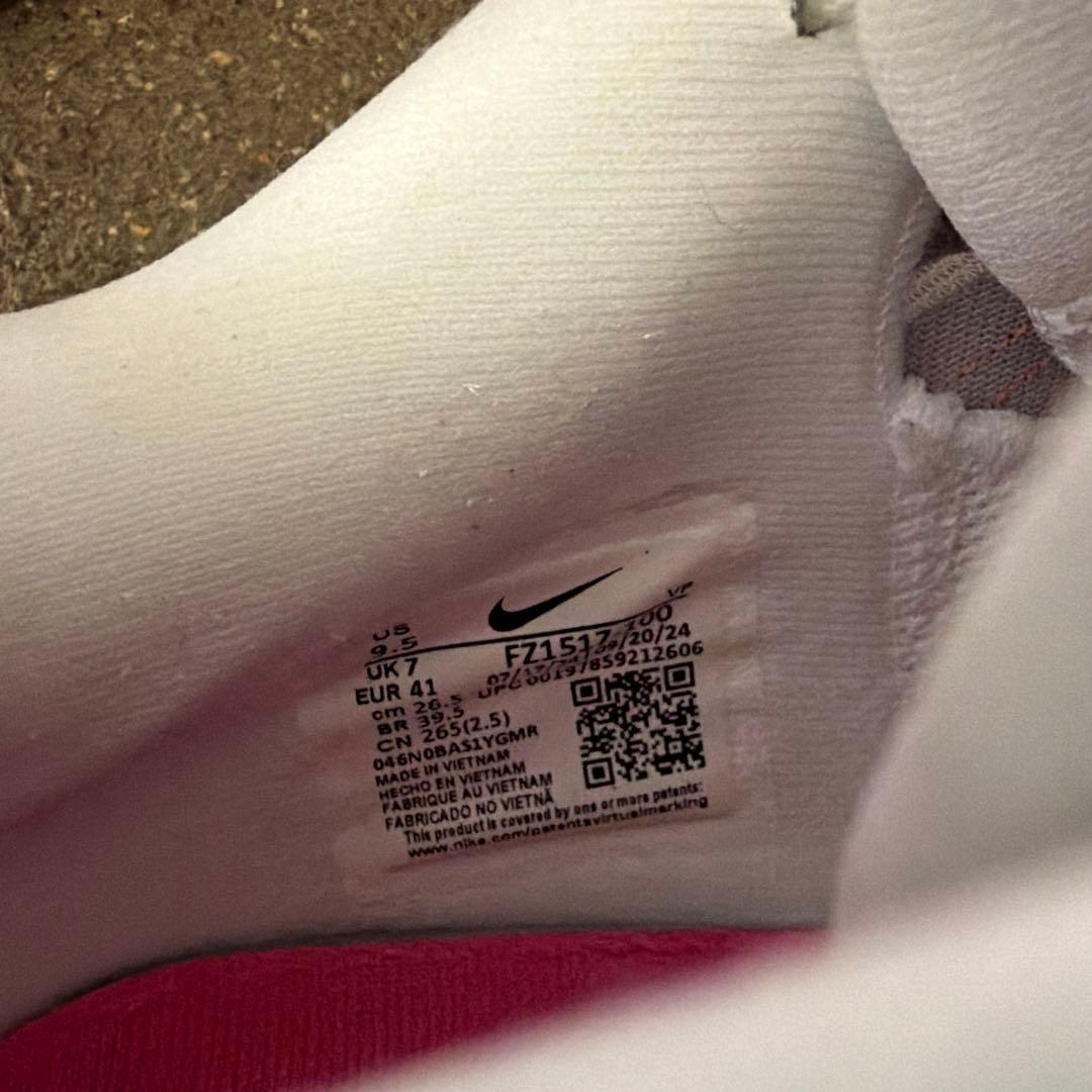 NIKE サブリナ2 26.5