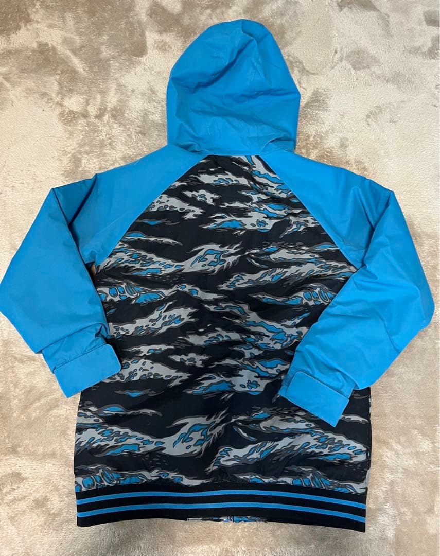 BurtonキッズジャケットＭサイズ