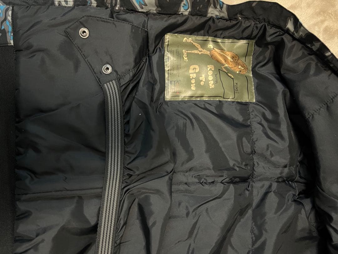 BurtonキッズジャケットＭサイズ